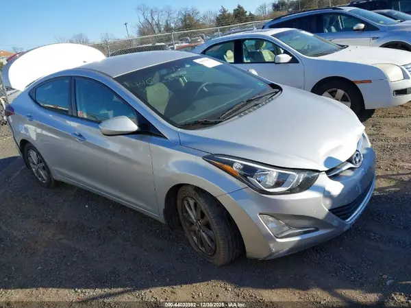 5NPDH4AE8GH662370 2016 HYUNDAI ELANTRA - Image 1