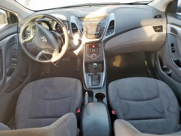 5NPDH4AE8GH662546 2016 HYUNDAI ELANTRA - Image 8