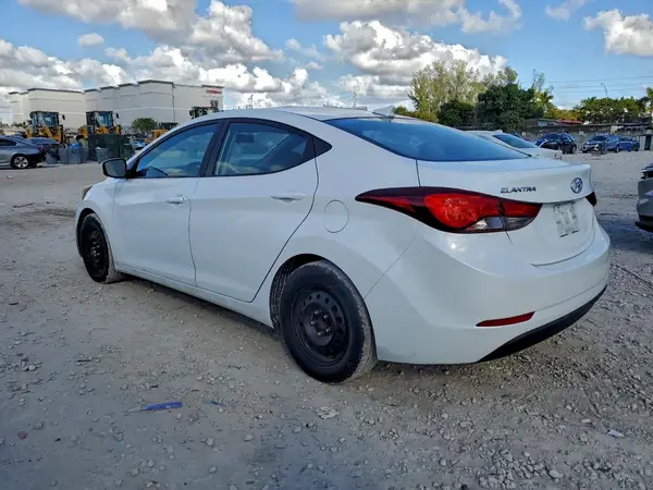 5NPDH4AE8GH664376 2016 HYUNDAI ELANTRA - Image 2