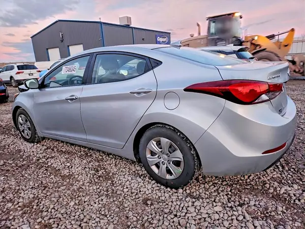 5NPDH4AE8GH666192 2016 HYUNDAI ELANTRA - Image 2