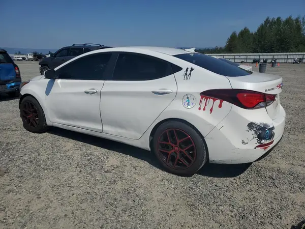 5NPDH4AE8GH667312 2016 HYUNDAI ELANTRA - Image 2