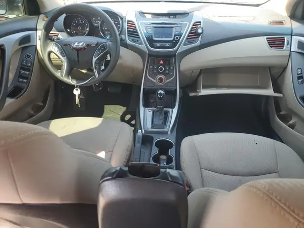 5NPDH4AE8GH667312 2016 HYUNDAI ELANTRA - Image 8