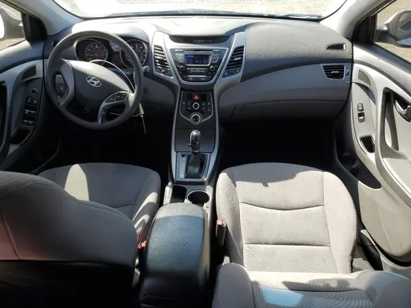 5NPDH4AE8GH668797 2016 HYUNDAI ELANTRA - Image 8