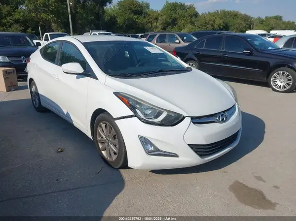 5NPDH4AE8GH669464 2016 HYUNDAI ELANTRA - Image 1