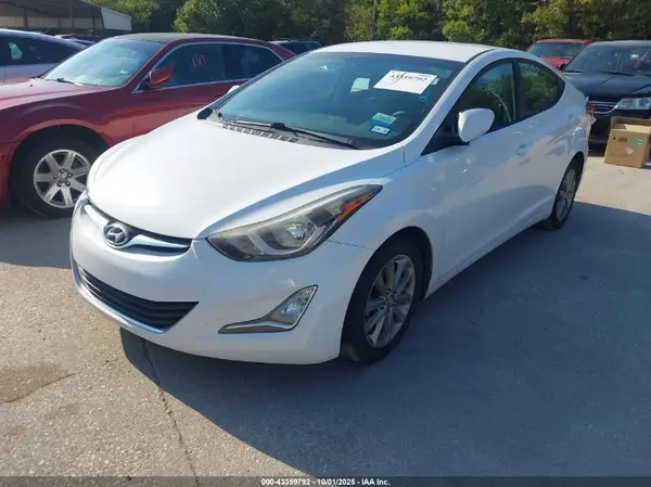5NPDH4AE8GH669464 2016 HYUNDAI ELANTRA - Image 2