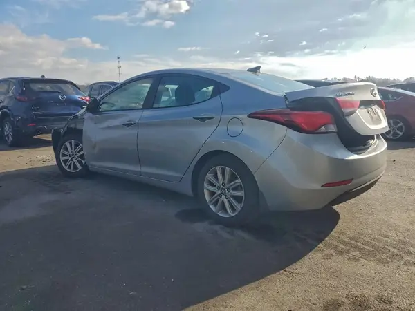 5NPDH4AE8GH669609 2016 HYUNDAI ELANTRA - Image 2