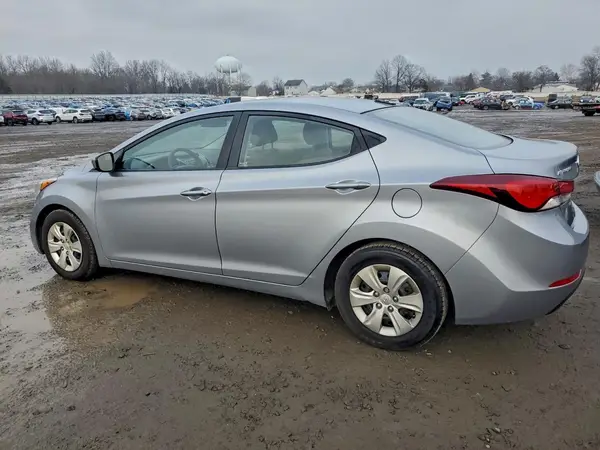 5NPDH4AE8GH671487 2016 HYUNDAI ELANTRA - Image 2
