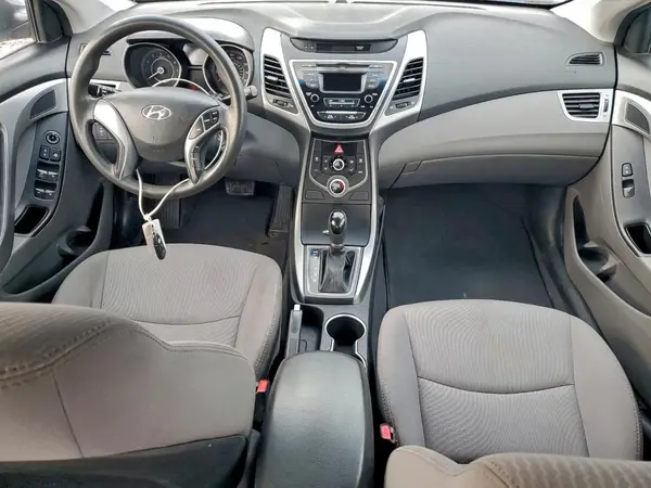 5NPDH4AE8GH671487 2016 HYUNDAI ELANTRA - Image 8