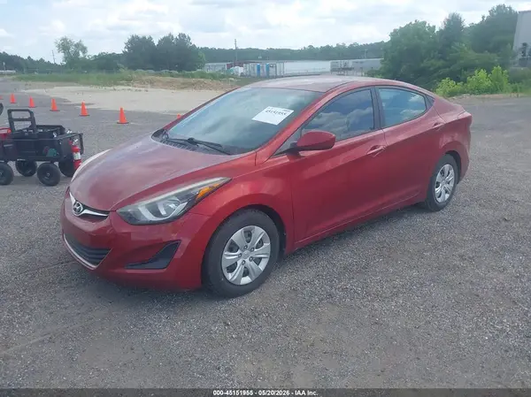 5NPDH4AE8GH671652 2016 HYUNDAI ELANTRA - Image 2
