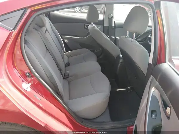 5NPDH4AE8GH673126 2016 HYUNDAI ELANTRA - Image 8