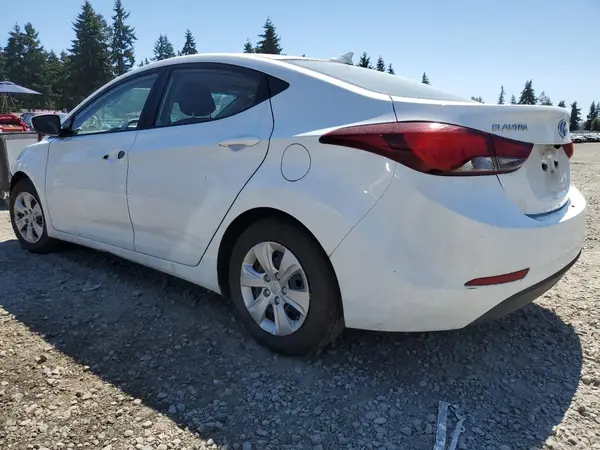 5NPDH4AE8GH675183 2016 HYUNDAI ELANTRA - Image 2