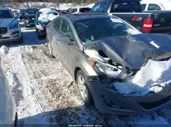 5NPDH4AE8GH675345 2016 HYUNDAI ELANTRA