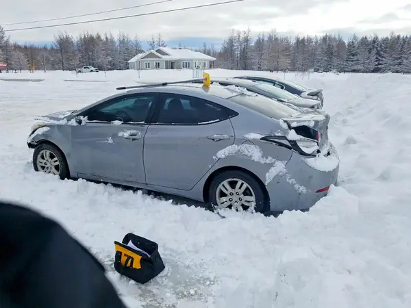 5NPDH4AE8GH675510 2016 HYUNDAI ELANTRA - Image 2