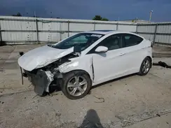 5NPDH4AE8GH675944 2016 HYUNDAI ELANTRA