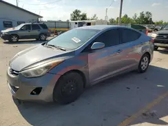 5NPDH4AE8GH676835 2016 HYUNDAI ELANTRA