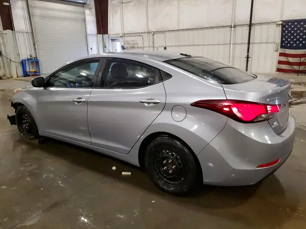 5NPDH4AE8GH678097 2016 HYUNDAI ELANTRA - Image 2