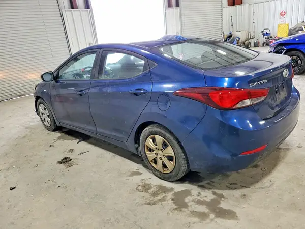 5NPDH4AE8GH678231 2016 HYUNDAI ELANTRA - Image 2