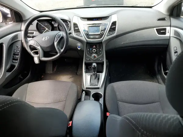 5NPDH4AE8GH679685 2016 HYUNDAI ELANTRA - Image 8