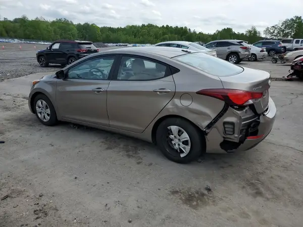 5NPDH4AE8GH681713 2016 HYUNDAI ELANTRA - Image 2