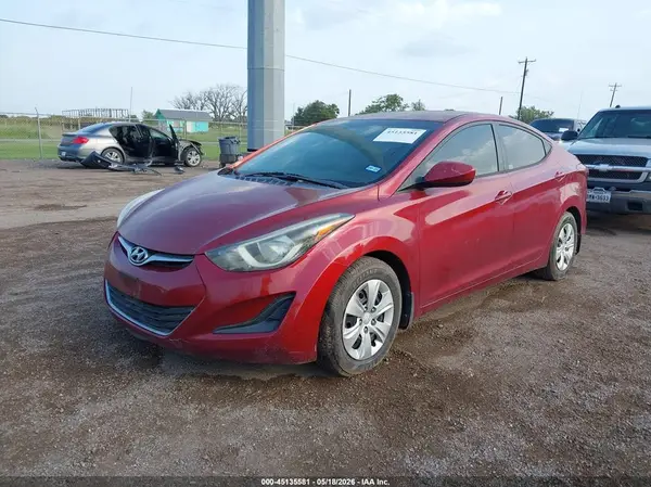 5NPDH4AE8GH681923 2016 HYUNDAI ELANTRA - Image 2