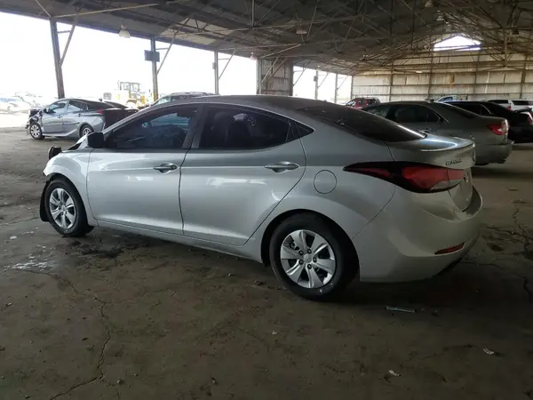 5NPDH4AE8GH682196 2016 HYUNDAI ELANTRA - Image 2