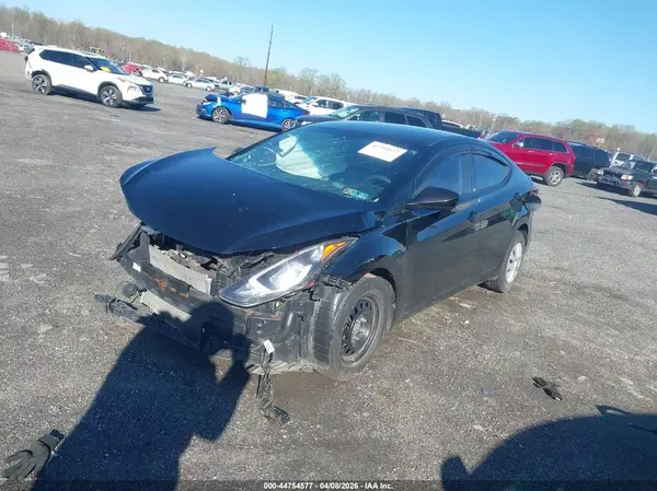 5NPDH4AE8GH682537 2016 HYUNDAI ELANTRA - Image 2