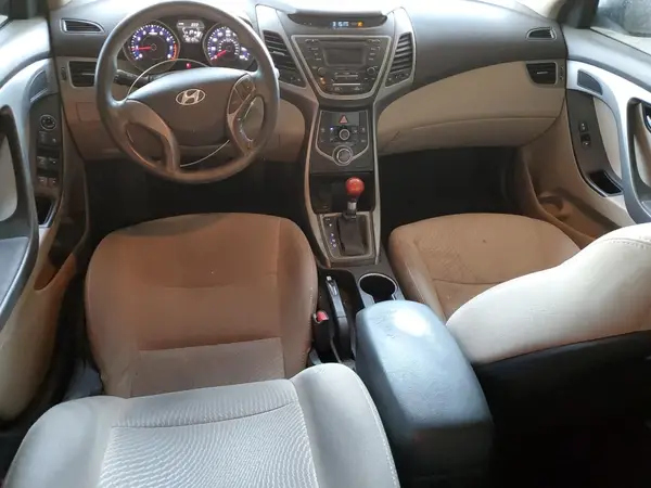5NPDH4AE8GH686281 2016 HYUNDAI ELANTRA - Image 8