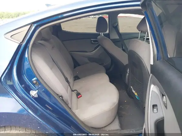 5NPDH4AE8GH686491 2016 HYUNDAI ELANTRA - Image 8