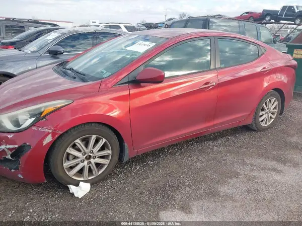 5NPDH4AE8GH689178 2016 HYUNDAI ELANTRA - Image 2