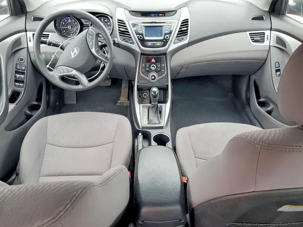 5NPDH4AE8GH689181 2016 HYUNDAI ELANTRA - Image 8