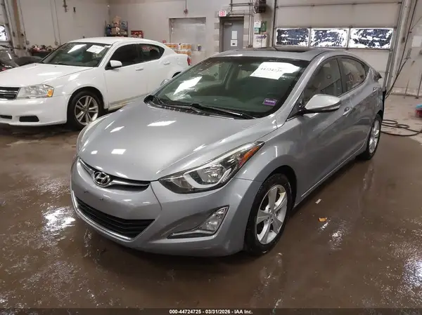 5NPDH4AE8GH689360 2016 HYUNDAI ELANTRA - Image 2