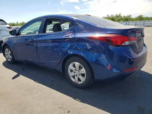 5NPDH4AE8GH691898 2016 HYUNDAI ELANTRA - Image 2