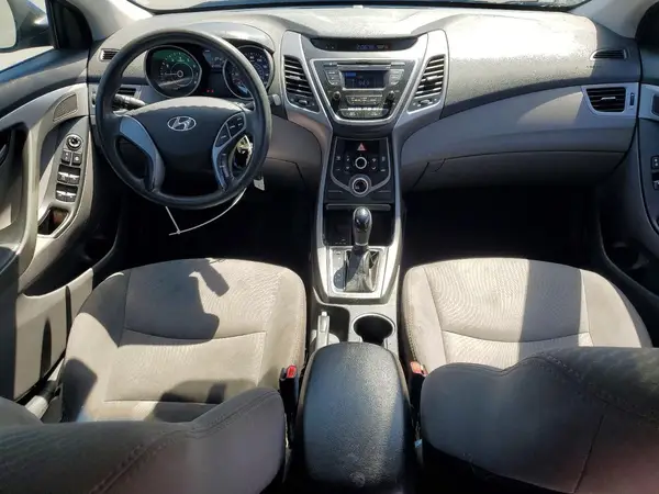 5NPDH4AE8GH691898 2016 HYUNDAI ELANTRA - Image 8