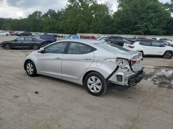 5NPDH4AE8GH692498 2016 HYUNDAI ELANTRA - Image 2