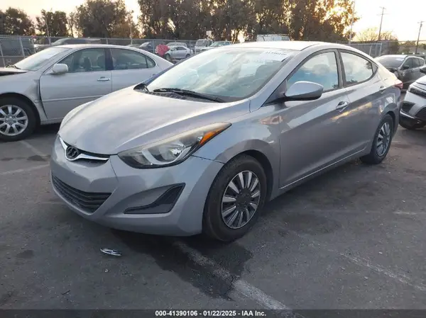 5NPDH4AE8GH694803 2016 HYUNDAI ELANTRA - Image 2