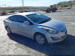5NPDH4AE8GH696728 2016 HYUNDAI ELANTRA