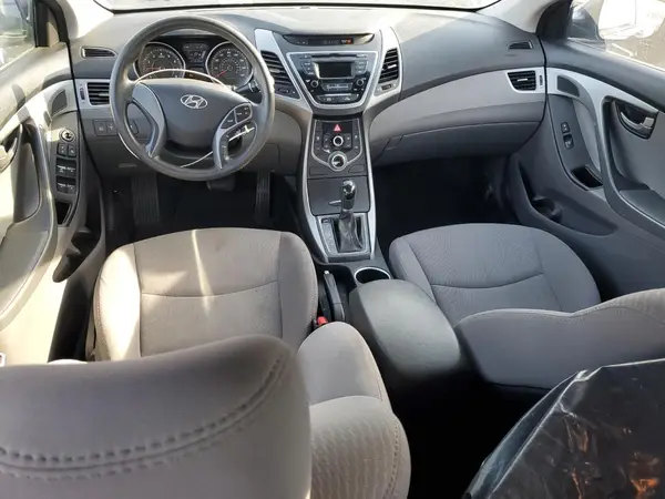 5NPDH4AE8GH696745 2016 HYUNDAI ELANTRA - Image 8