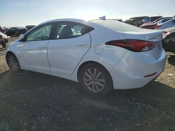 5NPDH4AE8GH698530 2016 HYUNDAI ELANTRA - Image 2