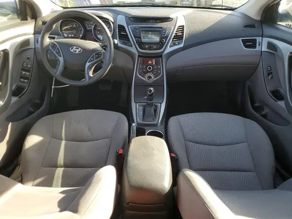 5NPDH4AE8GH698530 2016 HYUNDAI ELANTRA - Image 8