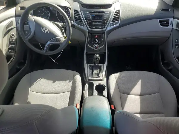 5NPDH4AE8GH700423 2016 HYUNDAI ELANTRA - Image 8
