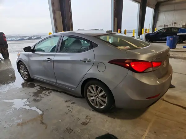 5NPDH4AE8GH701474 2016 HYUNDAI ELANTRA - Image 2