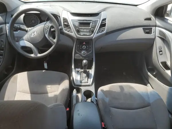5NPDH4AE8GH704407 2016 HYUNDAI ELANTRA - Image 8