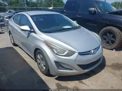 5NPDH4AE8GH705038 2016 HYUNDAI ELANTRA