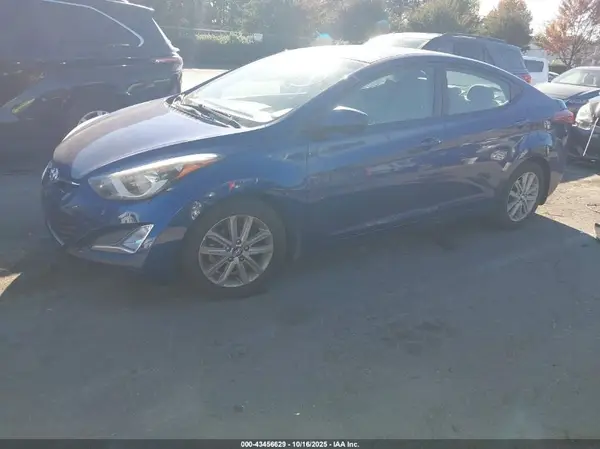 5NPDH4AE8GH705234 2016 HYUNDAI ELANTRA - Image 2