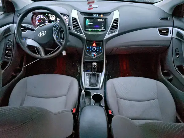 5NPDH4AE8GH706822 2016 HYUNDAI ELANTRA - Image 8