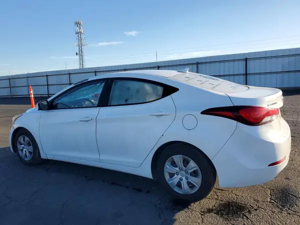 5NPDH4AE8GH707551 2016 HYUNDAI ELANTRA - Image 2