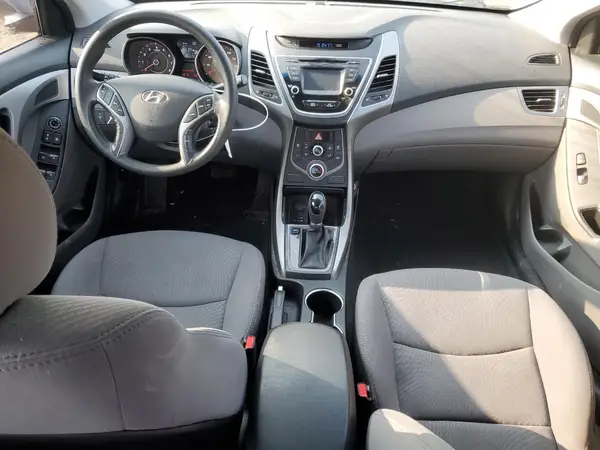 5NPDH4AE8GH709378 2016 HYUNDAI ELANTRA - Image 8