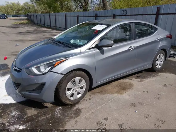 5NPDH4AE8GH710627 2016 HYUNDAI ELANTRA - Image 2