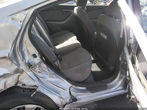 5NPDH4AE8GH710627 2016 HYUNDAI ELANTRA - Image 8