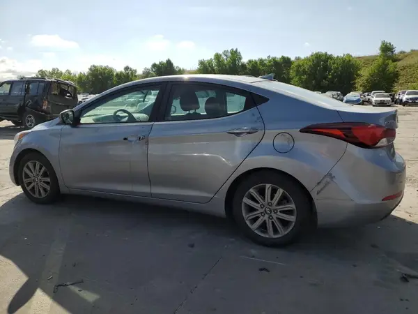 5NPDH4AE8GH712202 2016 HYUNDAI ELANTRA - Image 2